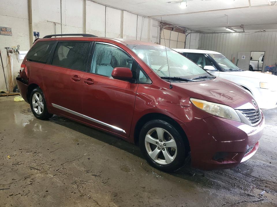 Aukcja sprzedaży 2012 Toyota Sienna, vin: 5TDKK3DCXCS224841, numer aukcji: 69626126