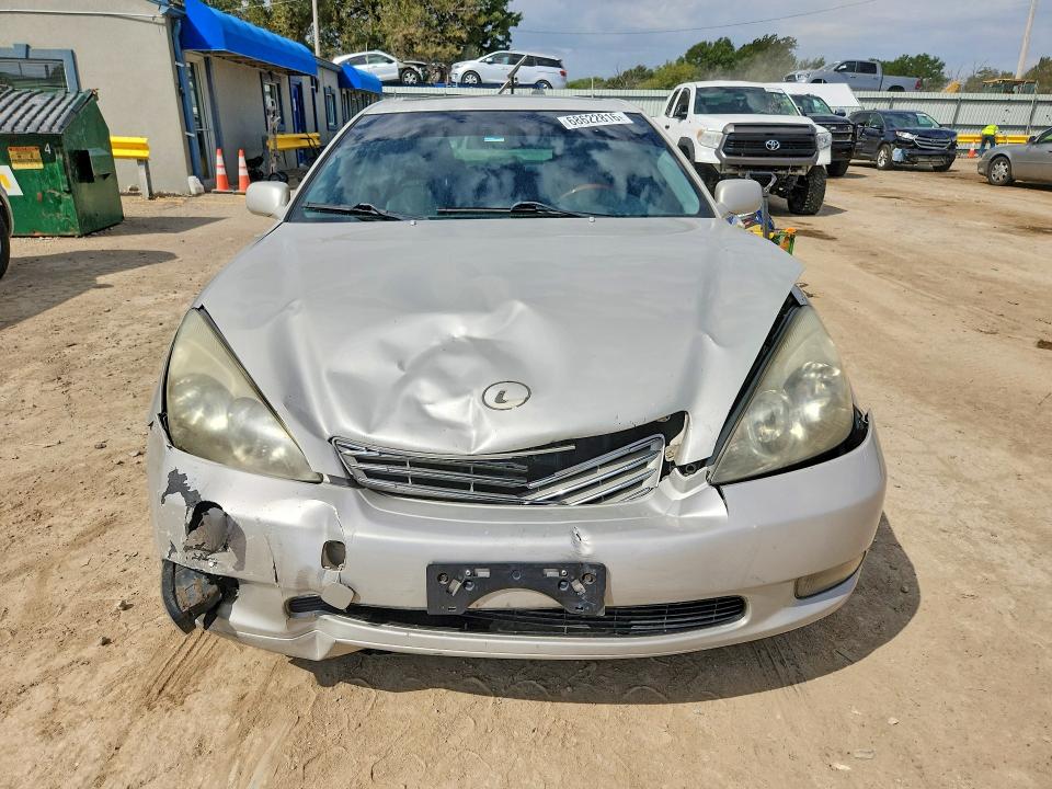 68622816 :رقم المزاد ، JTHBF30G925000766         vin ، 2002 Lexus Es مزاد بيع