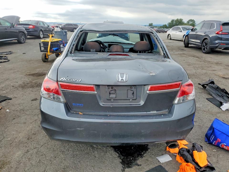 69082496 :رقم المزاد ، 1HGCP2F72BA053080 vin ، 2011 Honda Accord مزاد بيع
