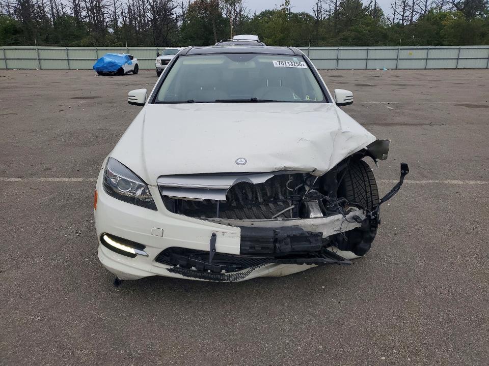 2011 Mercedes-benz C მანქანა იყიდება აუქციონზე, vin: WDDGF8BB4BR167508, აუქციონის ნომერი: 70213256