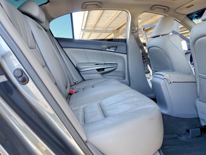 67924806 :رقم المزاد ، 1HGCP36838A053676 vin ، 2008 Honda Accord مزاد بيع