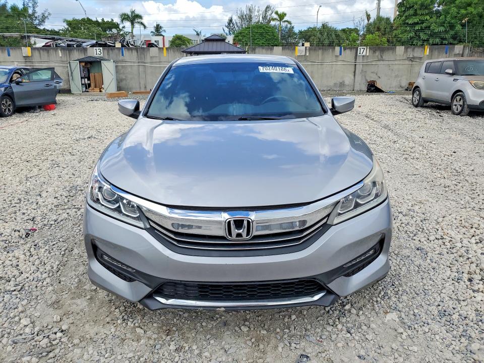 Aukcja sprzedaży 2017 Honda Accord, vin: 1HGCR2F59HA265864, numer aukcji: 70240186