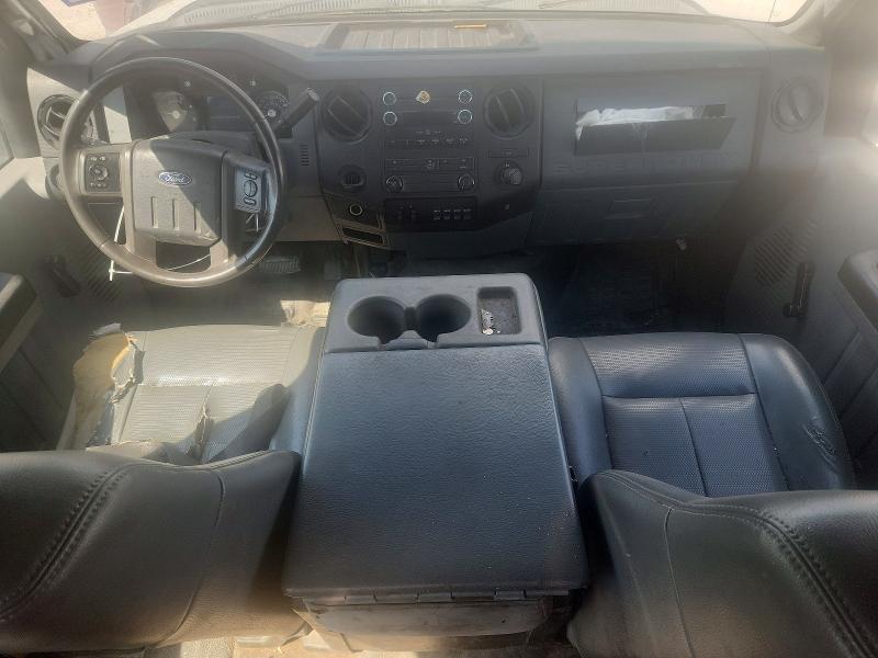 68039816 :رقم المزاد ، 1FD0W4HTXBEA65461 vin ، 2011 Ford F450 مزاد بيع