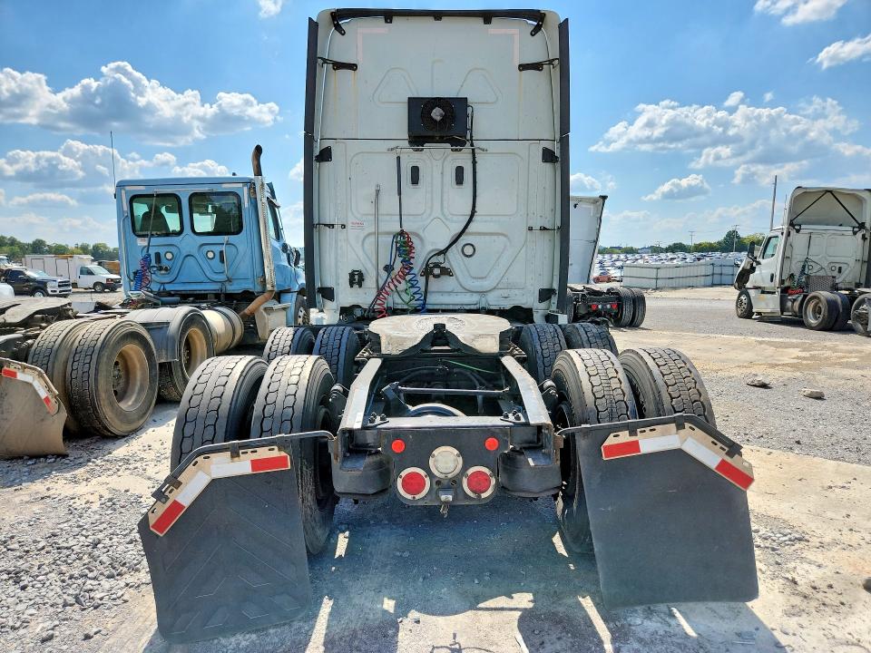 65099726 :رقم المزاد ، 3AKJHHDR1LSLT8849 vin ، 2020 Freightliner Cascadia 126 مزاد بيع