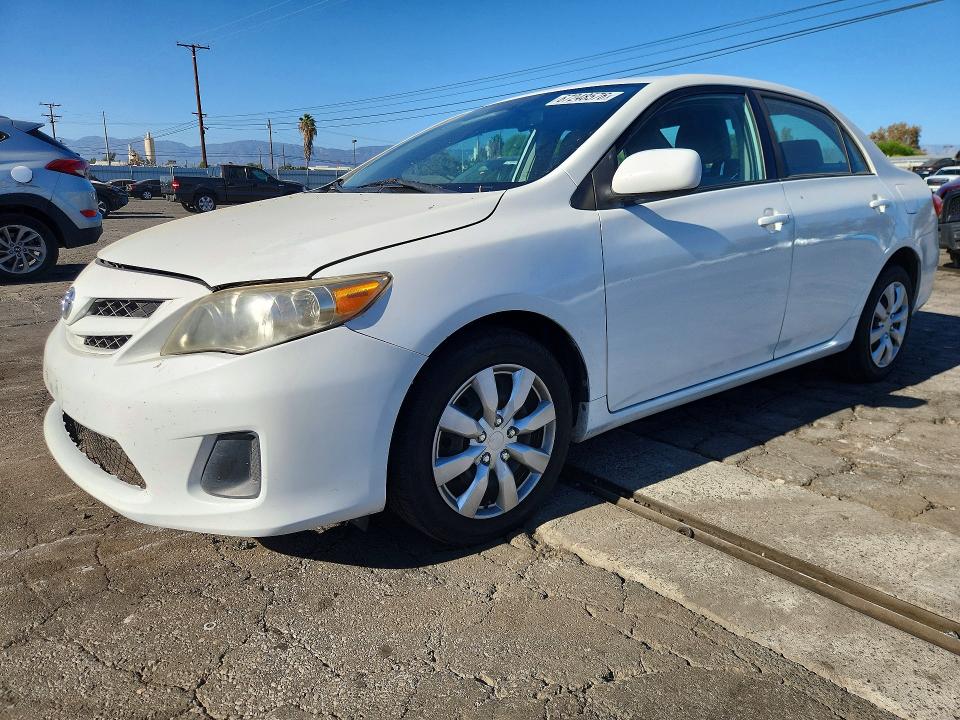 67248576 :رقم المزاد ، 2T1BU4EE2CC801287 vin ، 2012 Toyota Corolla مزاد بيع