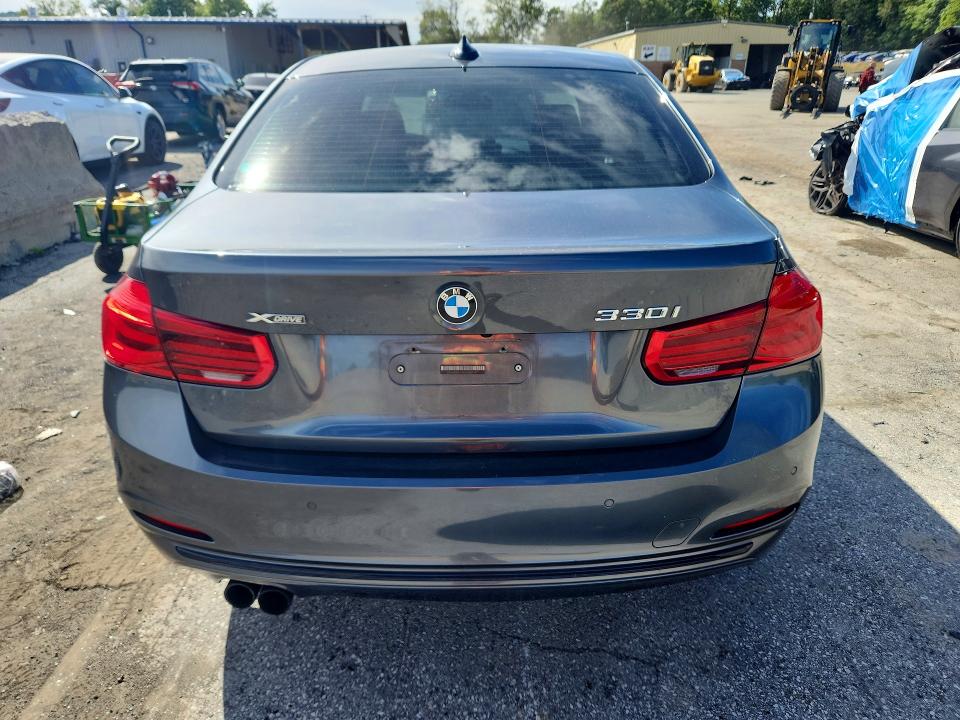 2017 Bmw 330 მანქანა იყიდება აუქციონზე, vin: WBA8D9G3XHNU61424, აუქციონის ნომერი: 70004936