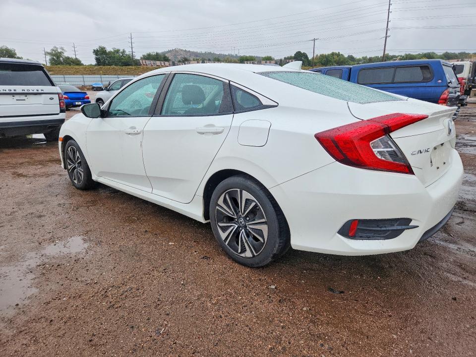 2017 Honda Civic მანქანა იყიდება აუქციონზე, vin: 2HGFC1E32HH638110, აუქციონის ნომერი: 70378416