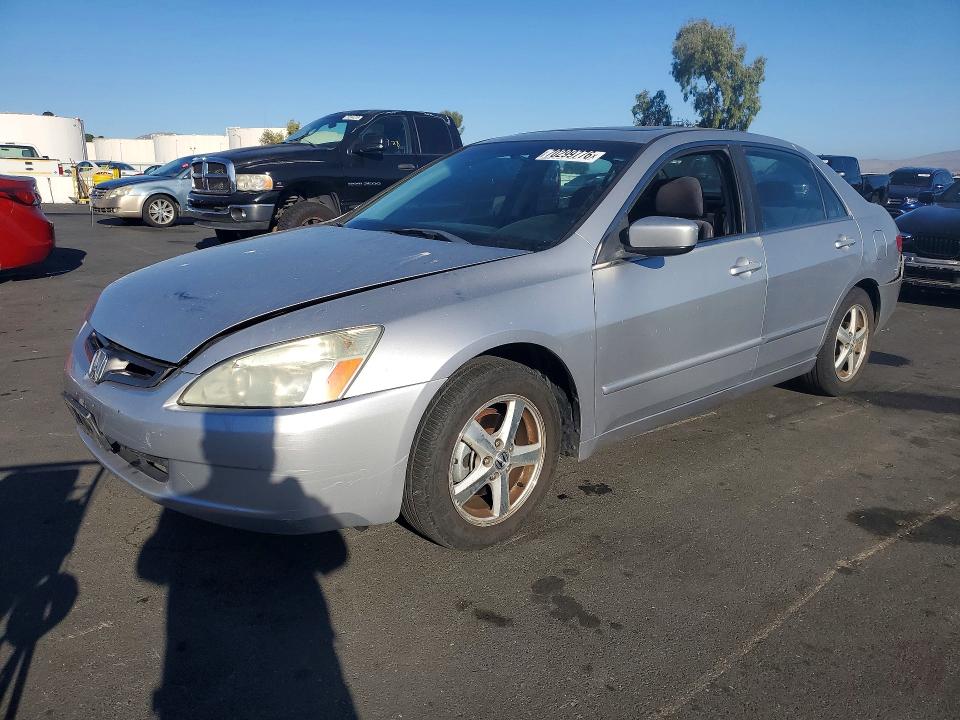 Auction sale of the 2003 Honda Accord, vin: JHMCM56623C076332, lot number: 70299776