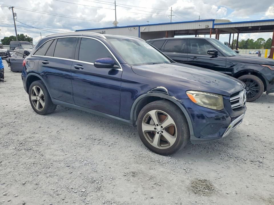 69004236 :رقم المزاد ، WDC0G4JB6HF190943 vin ، 2017 Mercedes-benz Glc مزاد بيع