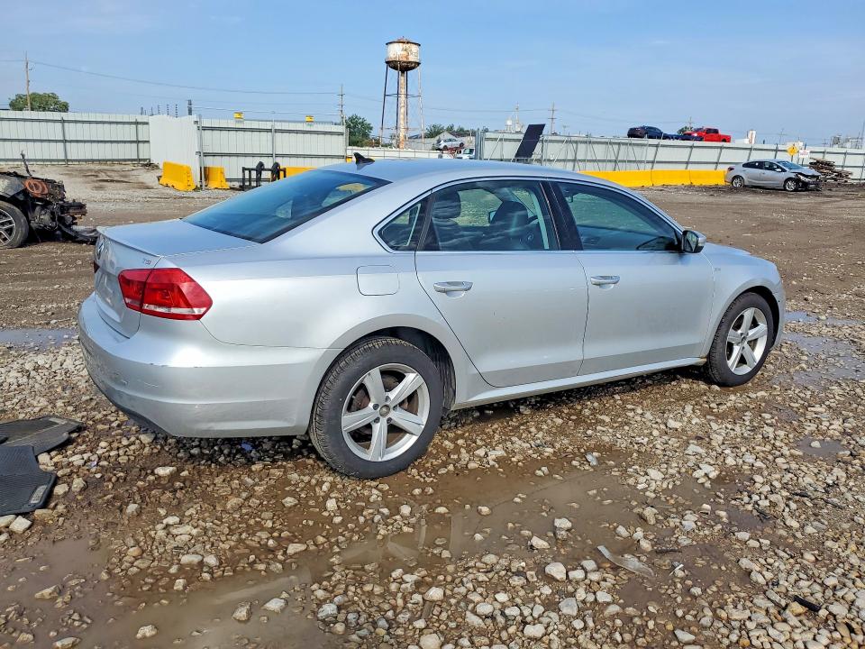 67340496 :رقم المزاد ، 1VWAS7A38EC024114 vin ، 2014 Volkswagen Passat مزاد بيع