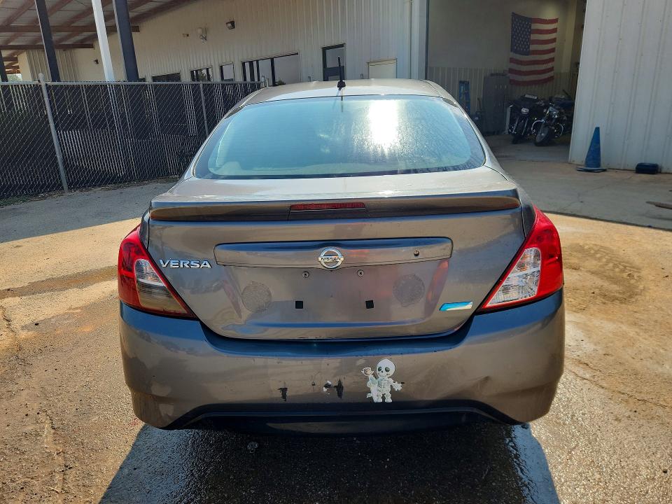 2016 Nissan Versa მანქანა იყიდება აუქციონზე, vin: 3N1CN7AP3GL847775, აუქციონის ნომერი: 69986946