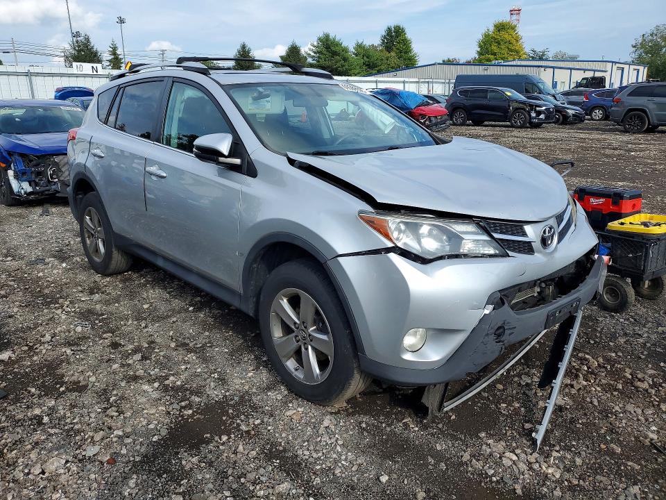 Продаж на аукціоні авто 2015 Toyota Rav4, vin: 2T3RFREV0FW403656, номер лоту: 69503826
