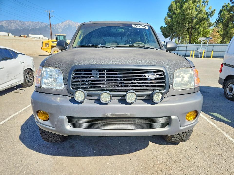 70903976 :رقم المزاد ، 5TDZT38A94S207938 vin ، 2004 Toyota Sequoia مزاد بيع