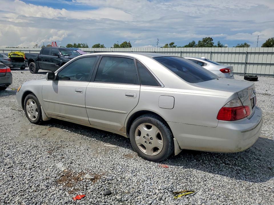 67921666 :رقم المزاد ، 4T1BF28B44U372413 vin ، 2004 Toyota Avalon مزاد بيع