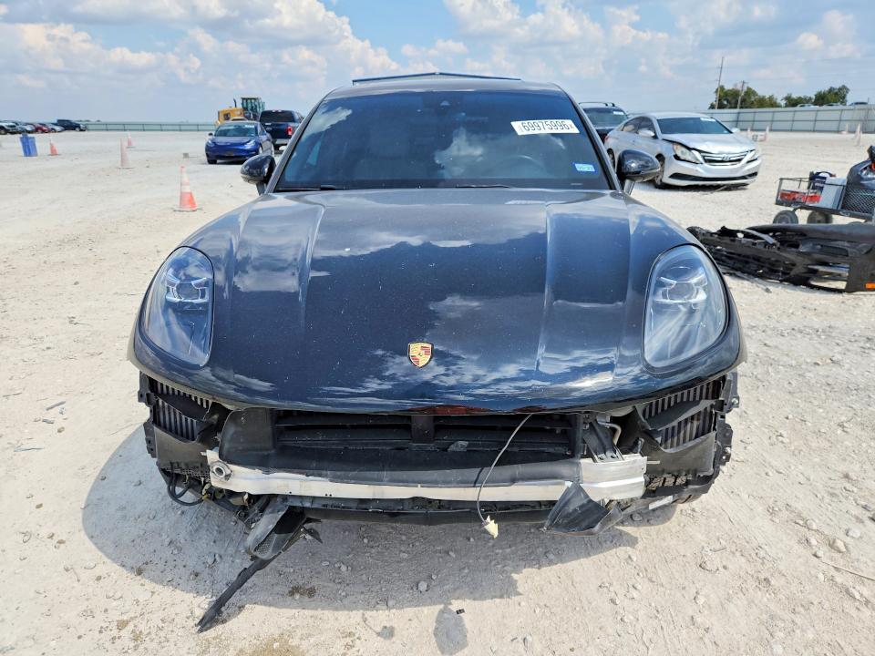 69975996 :رقم المزاد ، WP1AB2A57MLB33071 vin ، 2021 Porsche Macan مزاد بيع
