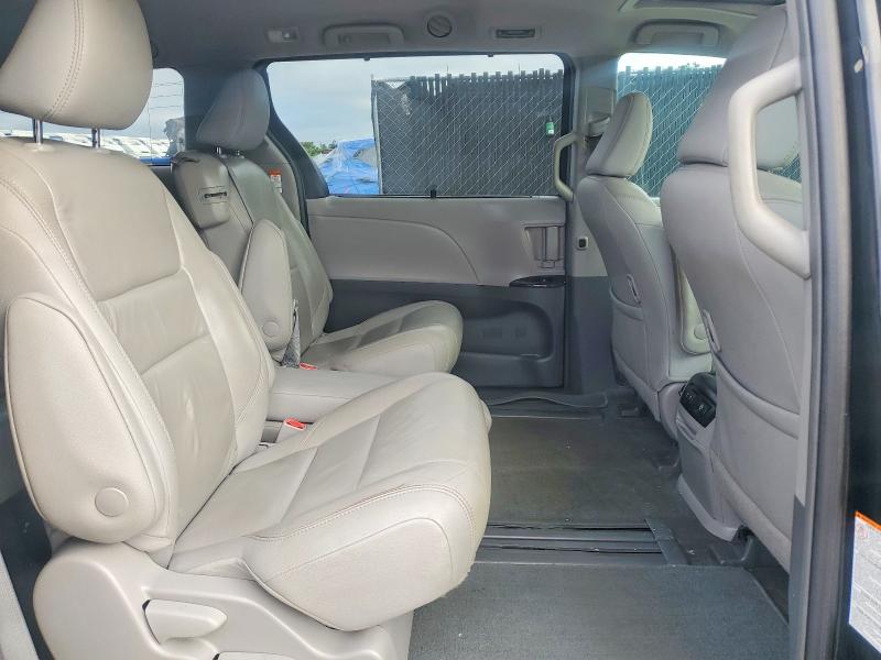 Aukcja sprzedaży 2019 Toyota Sienna, vin: 5TDYZ3DC8KS975277, numer aukcji: 70111736