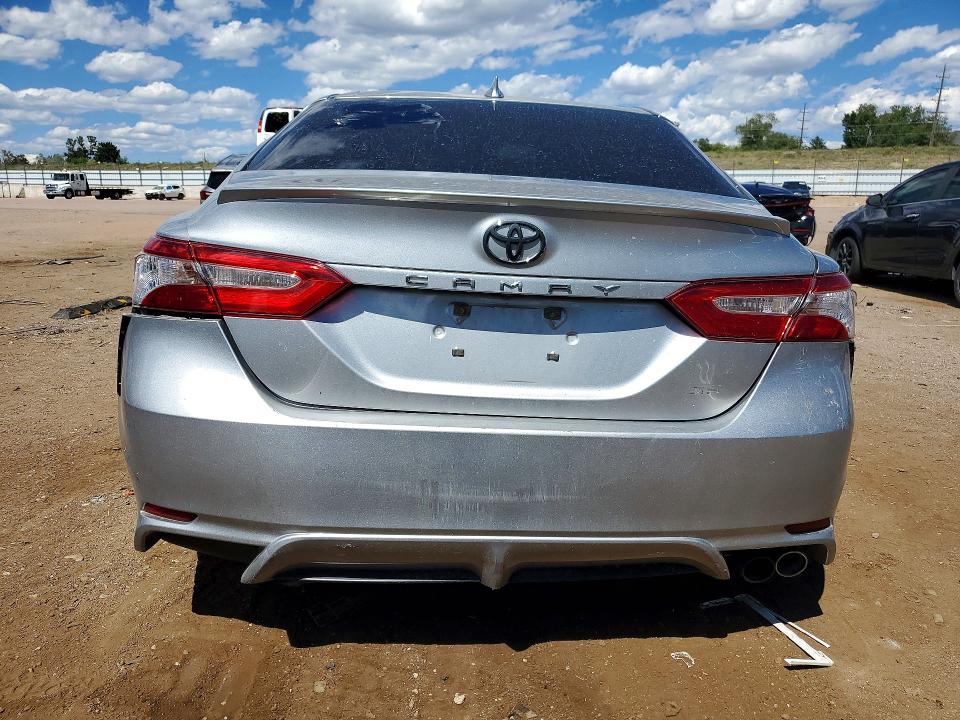 67502346 :رقم المزاد ، 4T1G11AK0LU336371 vin ، 2020 Toyota Camry مزاد بيع