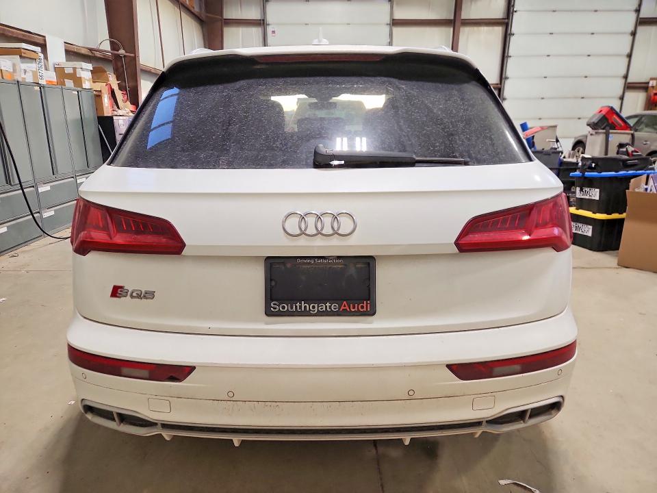 Продажа на аукционе авто 2018 Audi Sq5, vin: WA1C4AFY9J2021644, номер лота: 70650206
