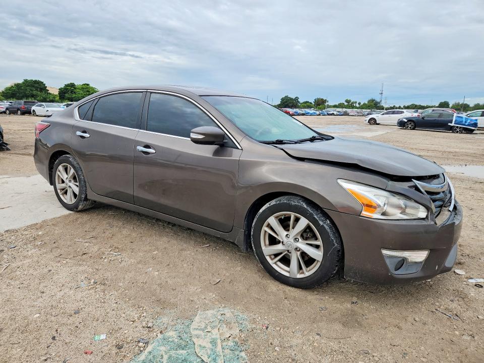 Продаж на аукціоні авто 2014 Nissan Altima, vin: 1N4AL3AP1EC111676, номер лоту: 71072546