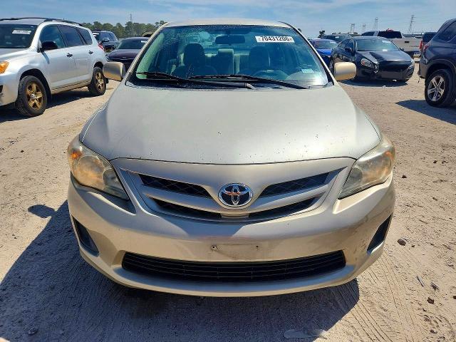 70431206 :رقم المزاد ، 2T1BU4EE7BC628199 vin ، 2011 Toyota Corolla مزاد بيع