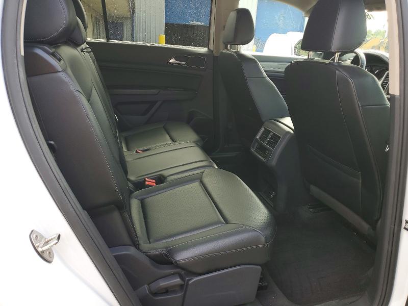68402986 :رقم المزاد ، 1V2KR2CAXJC570441 vin ، 2018 Volkswagen Atlas مزاد بيع