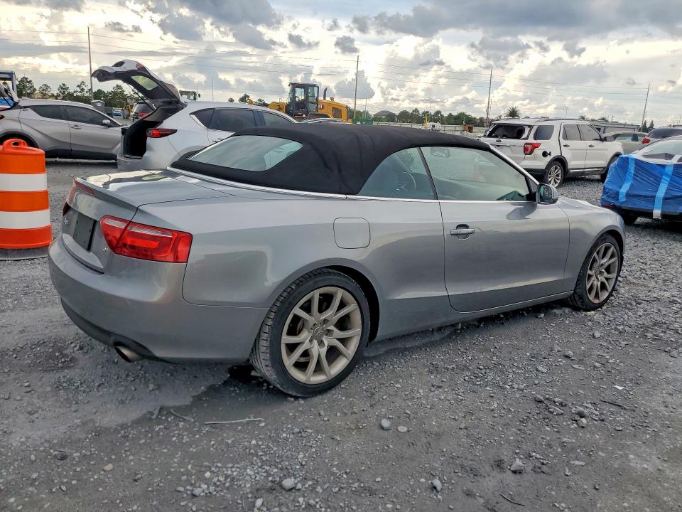 2011 Audi A5 მანქანა იყიდება აუქციონზე, vin: WAUAFAFHXBN002377, აუქციონის ნომერი: 69361966