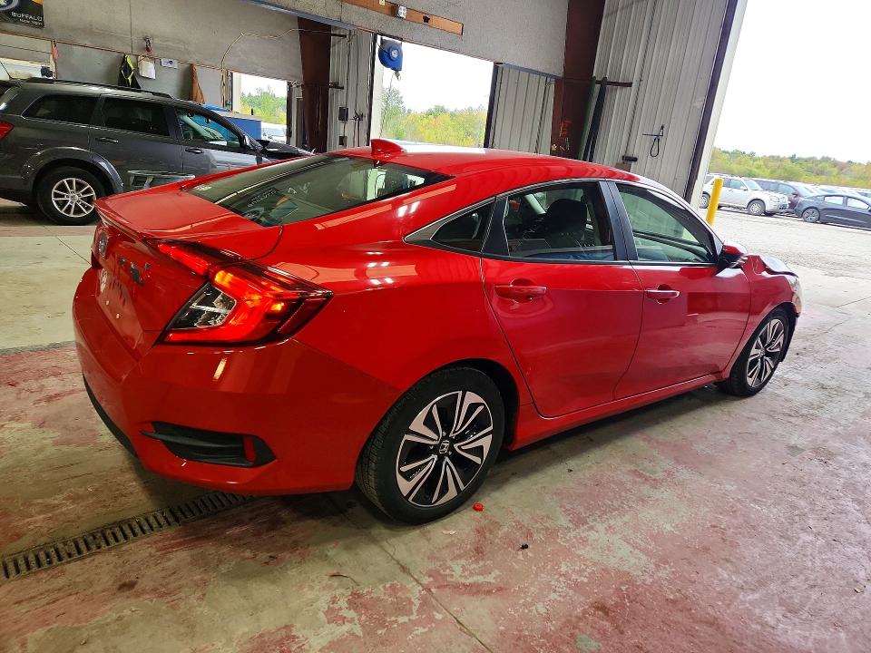 Aukcja sprzedaży 2018 Honda Civic, vin: JHMFC1F32JX025109, numer aukcji: 70420916