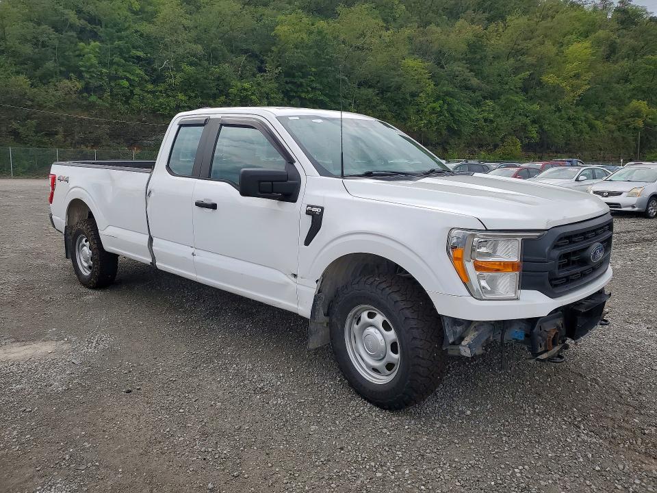 62572216 :رقم المزاد ، 1FTFX1E88MKE66019 vin ، 2021 Ford F150 مزاد بيع