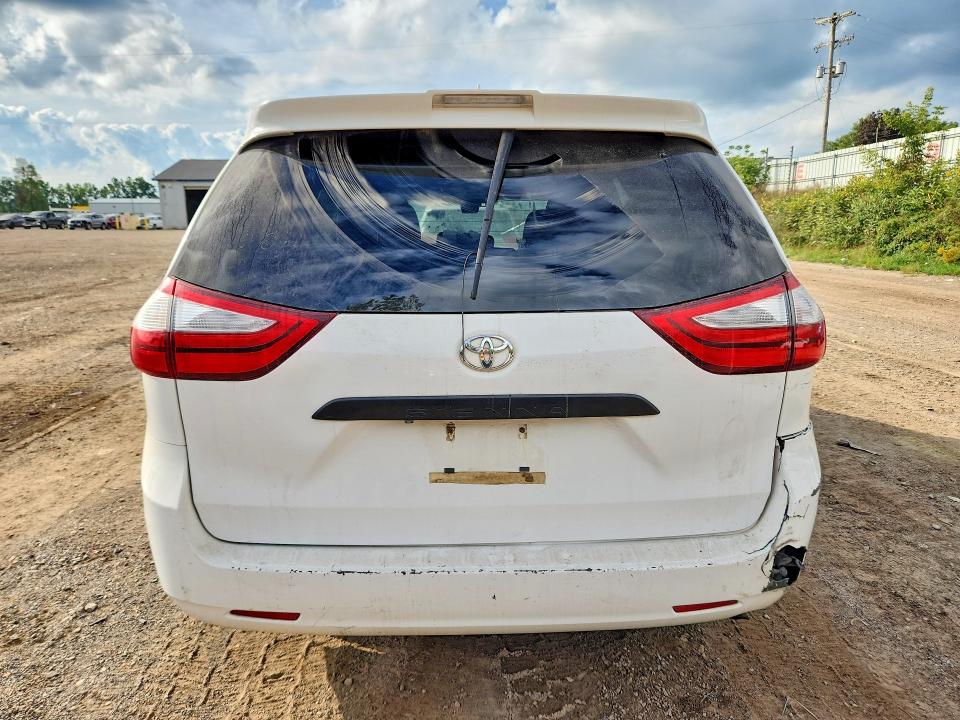 Продажа на аукционе авто 2019 Toyota Sienna, vin: 5TDZZ3DC6KS980353, номер лота: 68743226