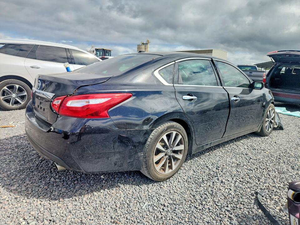 Продажа на аукционе авто 2016 Nissan Altima, vin: 1N4AL3AP6GN373118, номер лота: 70163906