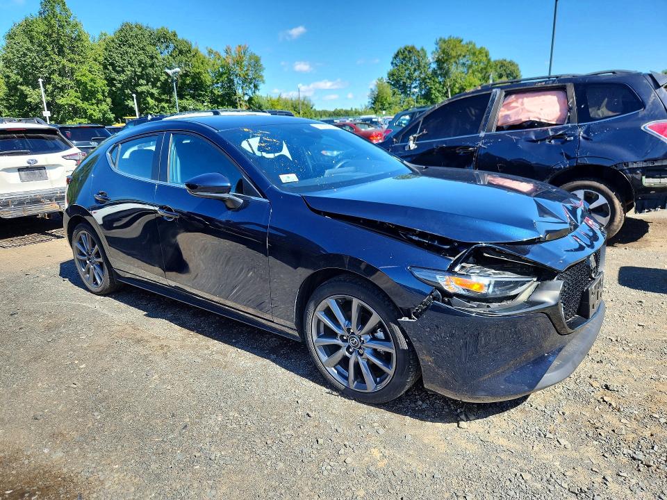 Продажа на аукционе авто 2023 Mazda 3, vin: JM1BPAKM8P1622991, номер лота: 68676936