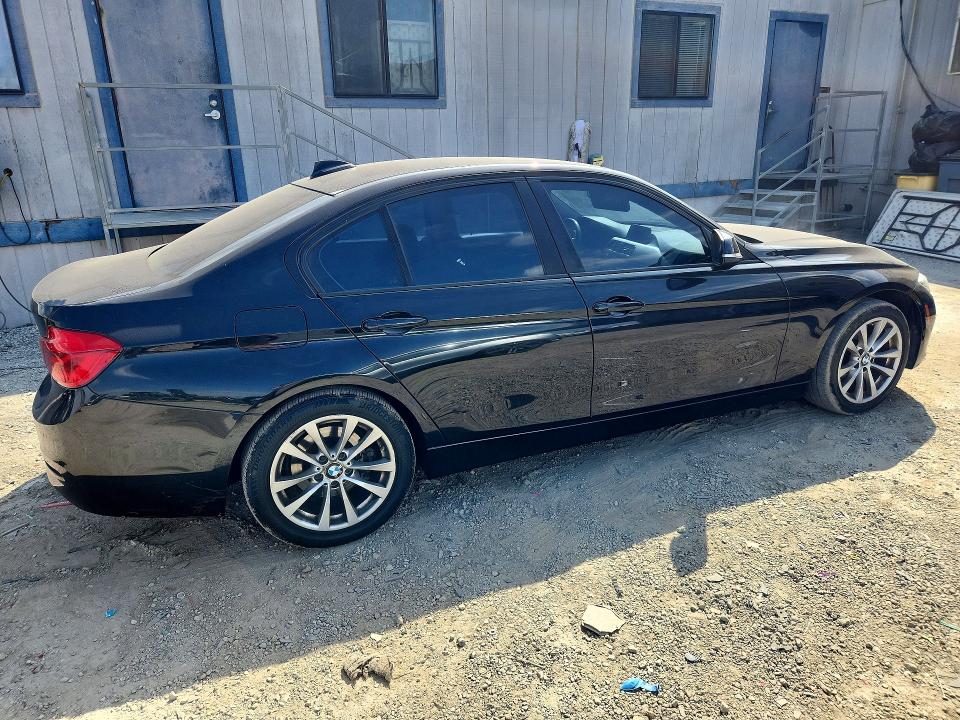 Продажа на аукционе авто 2016 Bmw 320, vin: WBA8A9C59GK616156, номер лота: 68818786