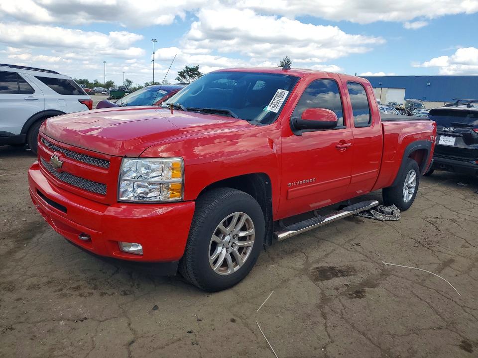 68597806 :رقم المزاد ، 1GCRKSE31BZ376155 vin ، 2011 Chevrolet Silverado مزاد بيع