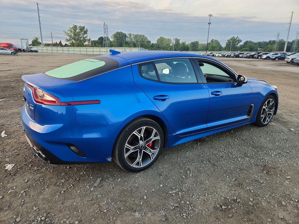 2018 Kia Stinger მანქანა იყიდება აუქციონზე, vin: KNAE35LC9J6027127, აუქციონის ნომერი: 68831266