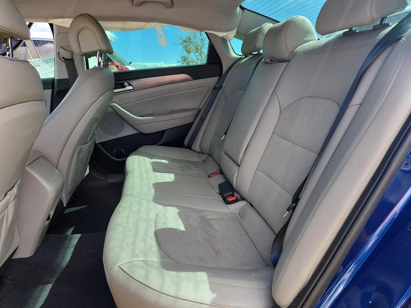 68076926 :رقم المزاد ، 5NPE34AF4HH486981 vin ، 2017 Hyundai Sonata مزاد بيع
