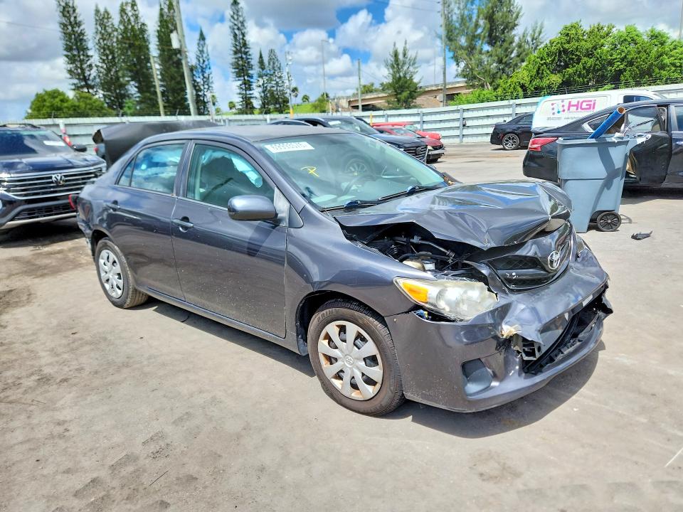 2013 Toyota Corolla მანქანა იყიდება აუქციონზე, vin: 5YFBU4EE2DP196513, აუქციონის ნომერი: 69993576
