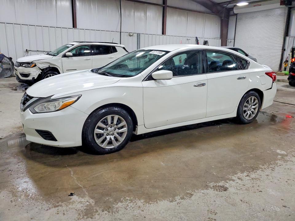 69717896 :رقم المزاد ، 1N4AL3AP7HC118927 vin ، 2017 Nissan Altima مزاد بيع