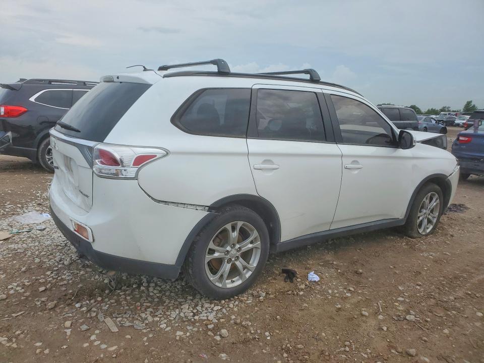 69520296 :رقم المزاد ، JA4AD3A34FZ005347 vin ، 2015 Mitsubishi Outlander مزاد بيع