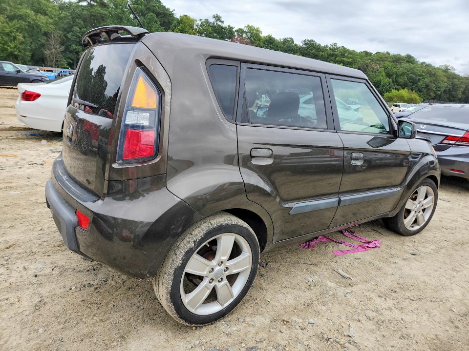 68832376 :رقم المزاد ، KNDJT2A22A7132094 vin ، 2010 Kia Soul مزاد بيع