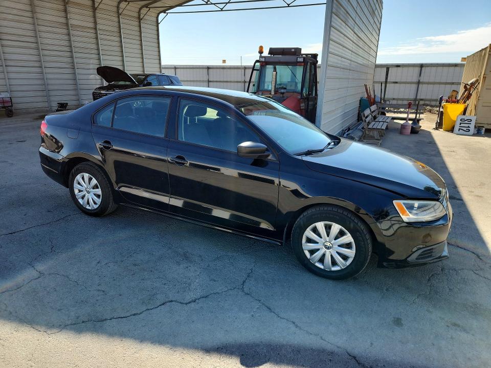 68202656 :رقم المزاد ، 3VW2K7AJ4CM365413 vin ، 2012 Volkswagen Jetta مزاد بيع