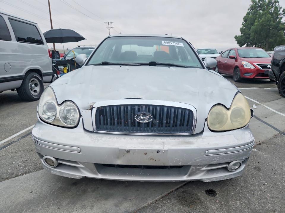 68817756 :رقم المزاد ، KMHWF25S32A681777 vin ، 2002 Hyundai Sonata مزاد بيع