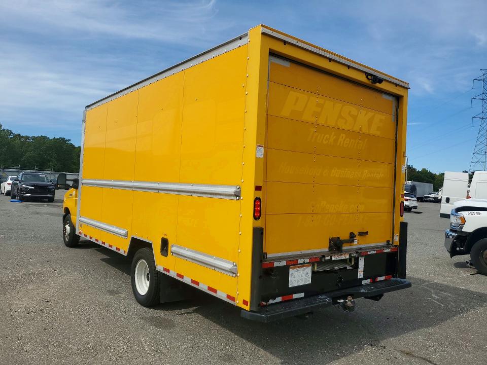 2022 Ford Econoline მანქანა იყიდება აუქციონზე, vin: 1FDWE3FN4NDC04196, აუქციონის ნომერი: 70526986