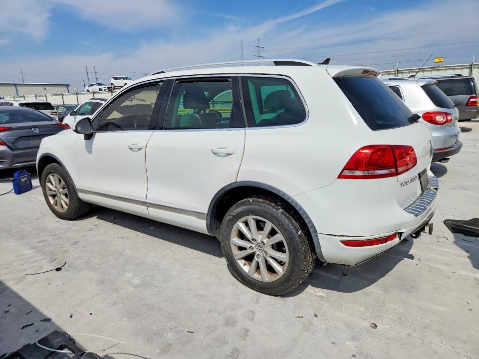 Продаж на аукціоні авто 2014 Volkswagen Touareg, vin: WVGEF9BP1ED002693, номер лоту: 68604636
