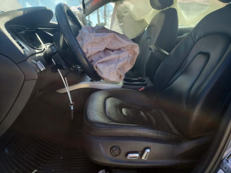 70176876 :رقم المزاد ، WAUAFAFLXFN002017 vin ، 2015 Audi A4 مزاد بيع