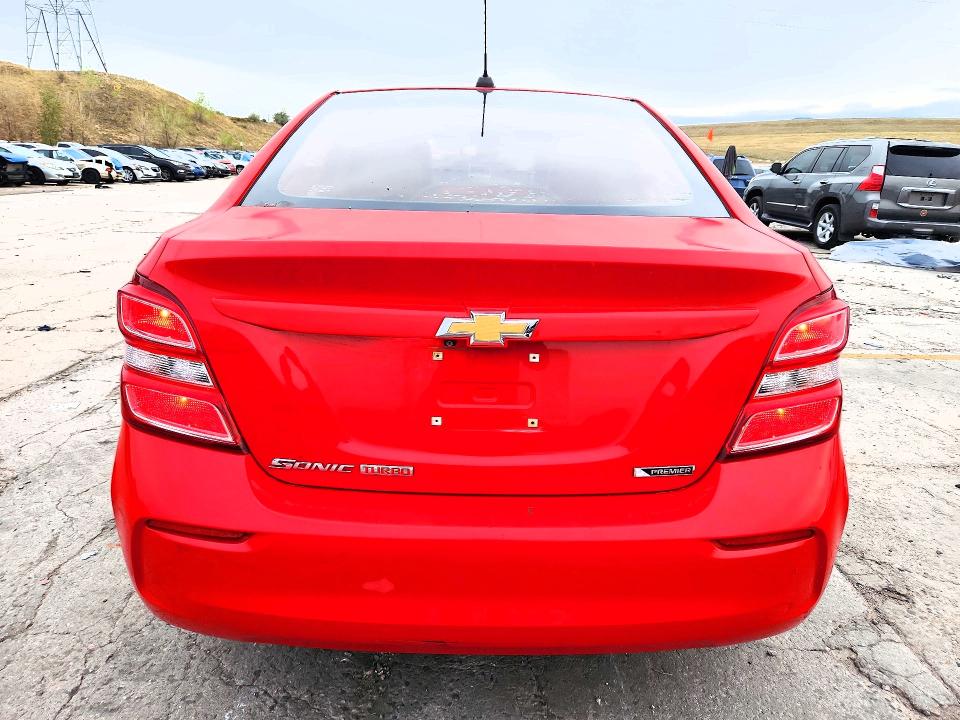 70376566 :رقم المزاد ، 1G1JF5SB3H4117745 vin ، 2017 Chevrolet Sonic مزاد بيع