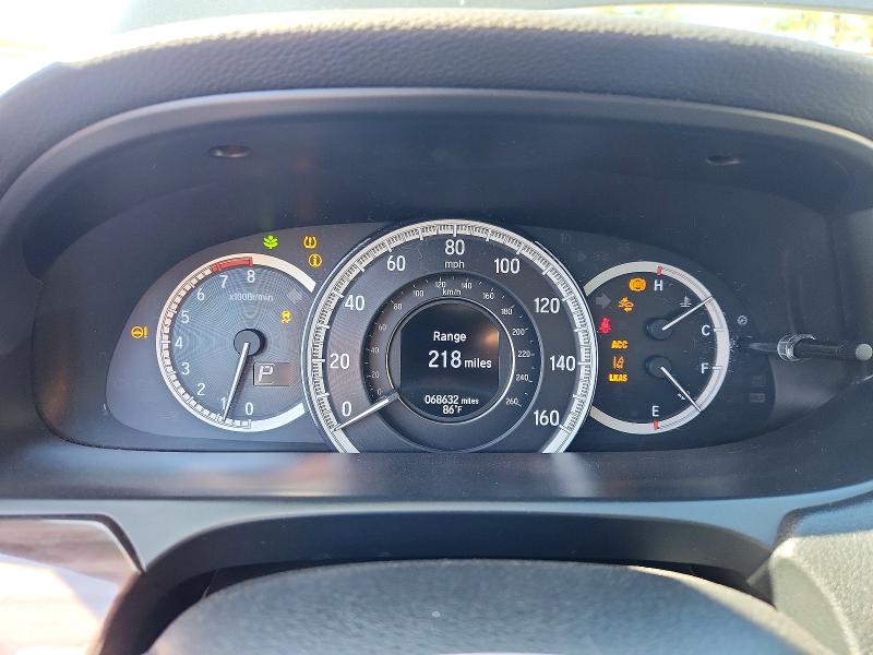 Продаж на аукціоні авто 2017 Honda Accord, vin: 1HGCR3F06HA017727, номер лоту: 68812536