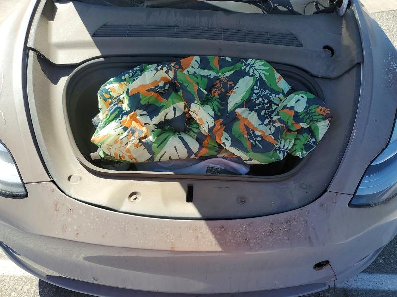 68895255 :رقم المزاد ، 5YJYGDEE1MF239767 vin ، 2021 Tesla Model Y مزاد بيع