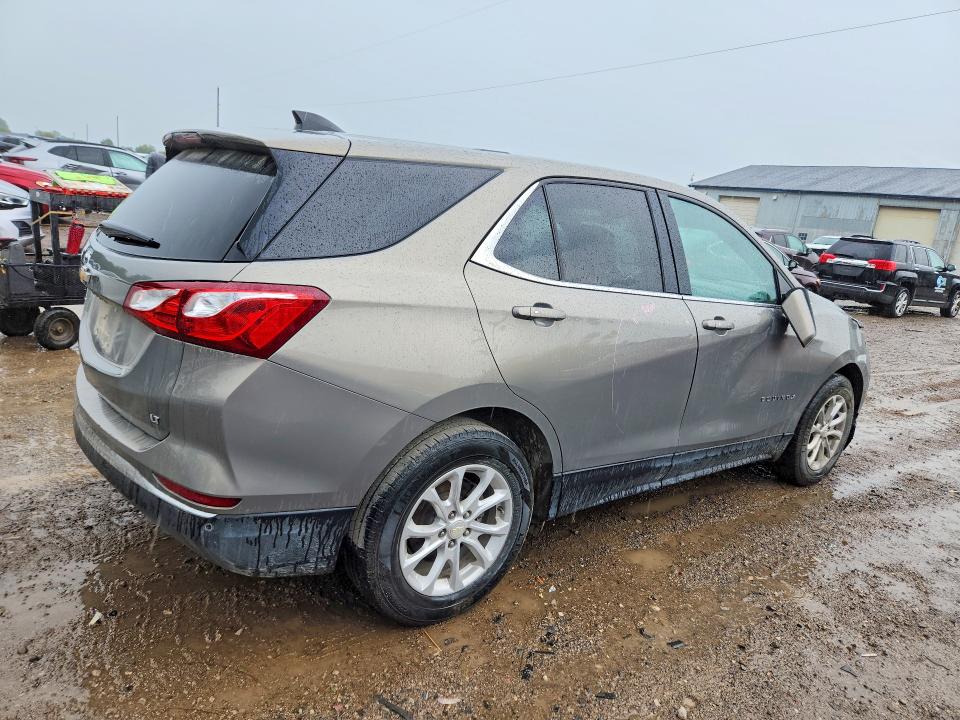 Продаж на аукціоні авто 2018 Chevrolet Equinox, vin: 3GNAXJEV2JS576734, номер лоту: 68822596