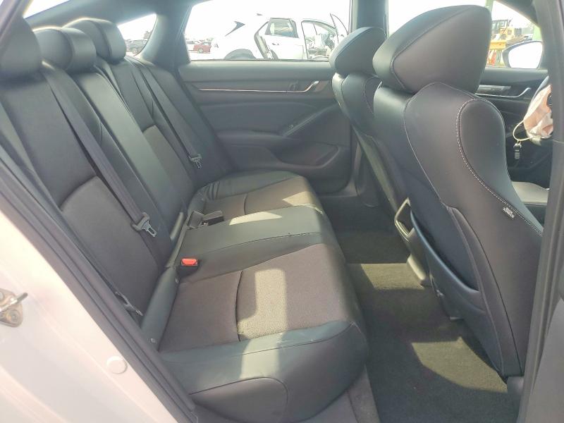 Продаж на аукціоні авто 2018 Honda Accord, vin: 1HGCV1F35JA085520, номер лоту: 68742336