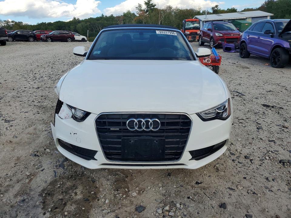 2013 Audi A5 მანქანა იყიდება აუქციონზე, vin: WAULFAFH6DN011184, აუქციონის ნომერი: 69337996